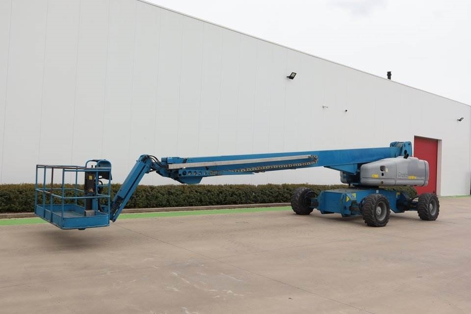 Genie S105 - Телескопична платформа: снимка 2 Genie S105 - Телескопична платформа: снимка 2