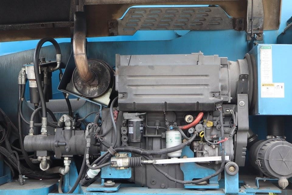 Genie S105 - Телескопична платформа: снимка 5 Genie S105 - Телескопична платформа: снимка 5