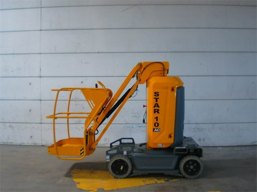 Haulotte STAR 10 - Вертикална работна платформа: снимка 1 Haulotte STAR 10 - Вертикална работна платформа: снимка 1