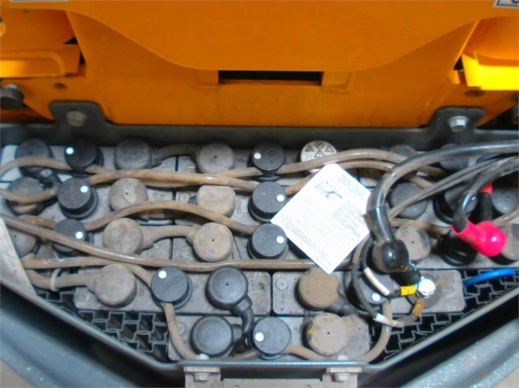 Haulotte STAR 10 - Вертикална работна платформа: снимка 5 Haulotte STAR 10 - Вертикална работна платформа: снимка 5