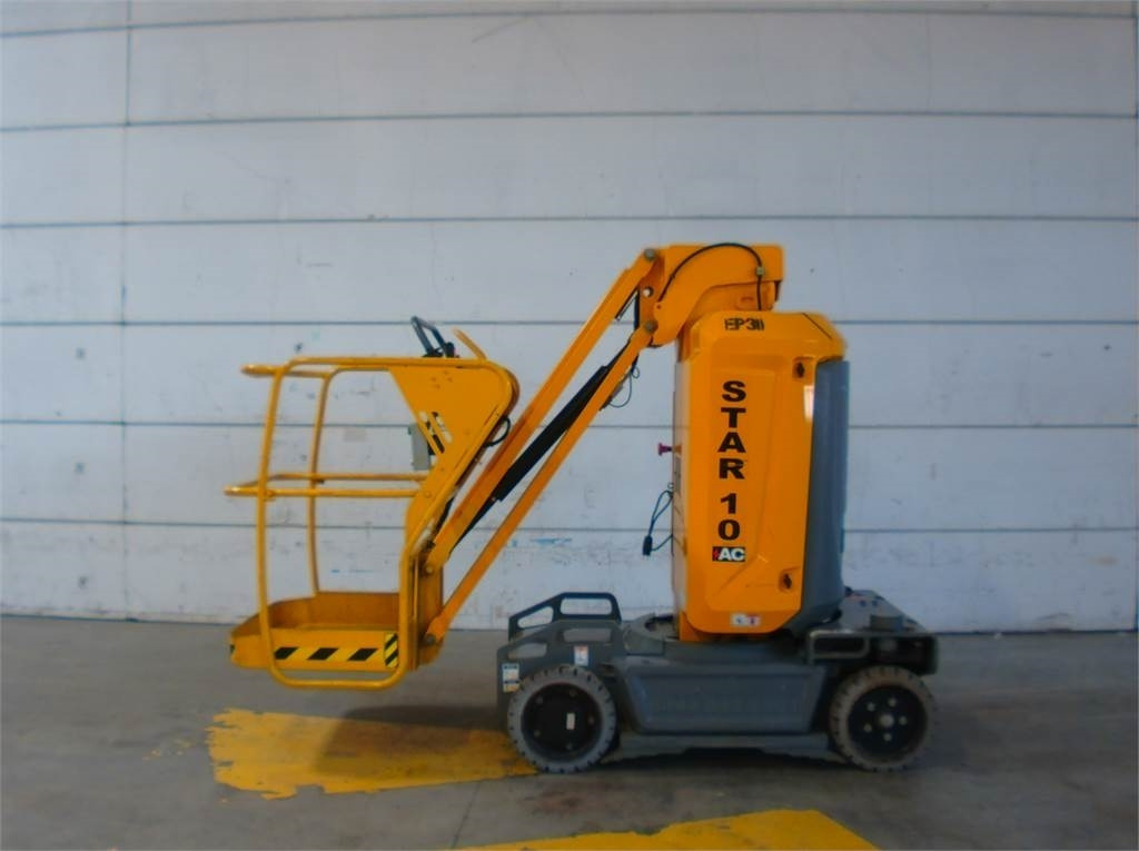 Haulotte STAR 10 - Вертикална работна платформа: снимка 1 Haulotte STAR 10 - Вертикална работна платформа: снимка 1