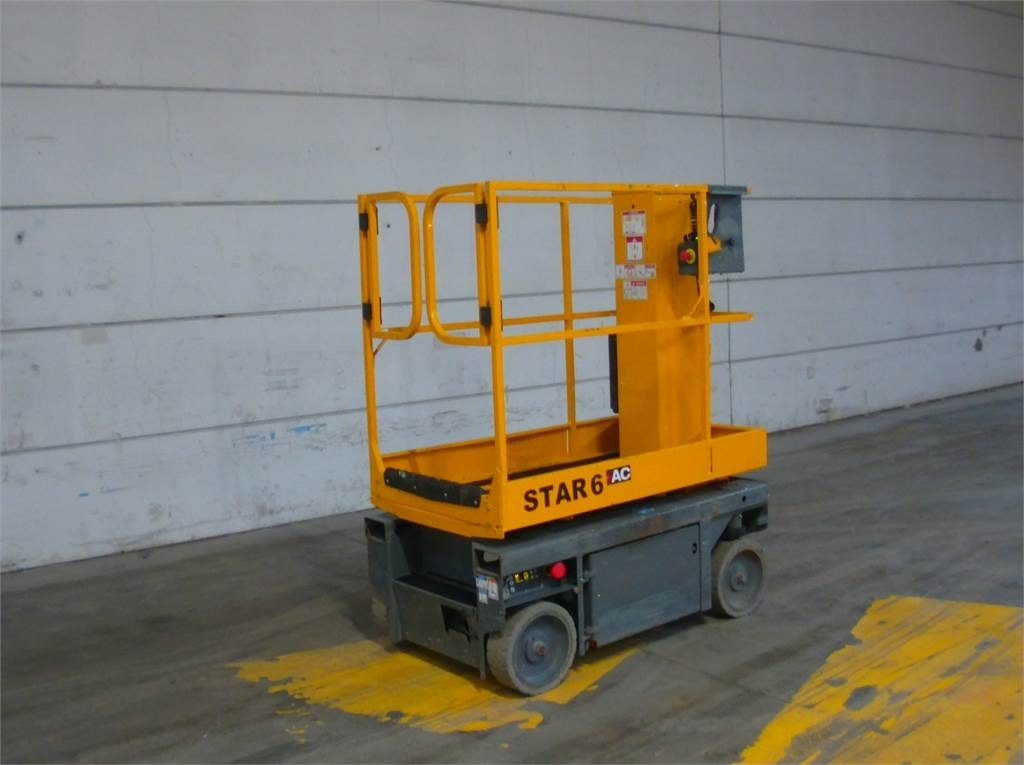 Haulotte STAR 6AC - Вертикална работна платформа: снимка 2 Haulotte STAR 6AC - Вертикална работна платформа: снимка 2