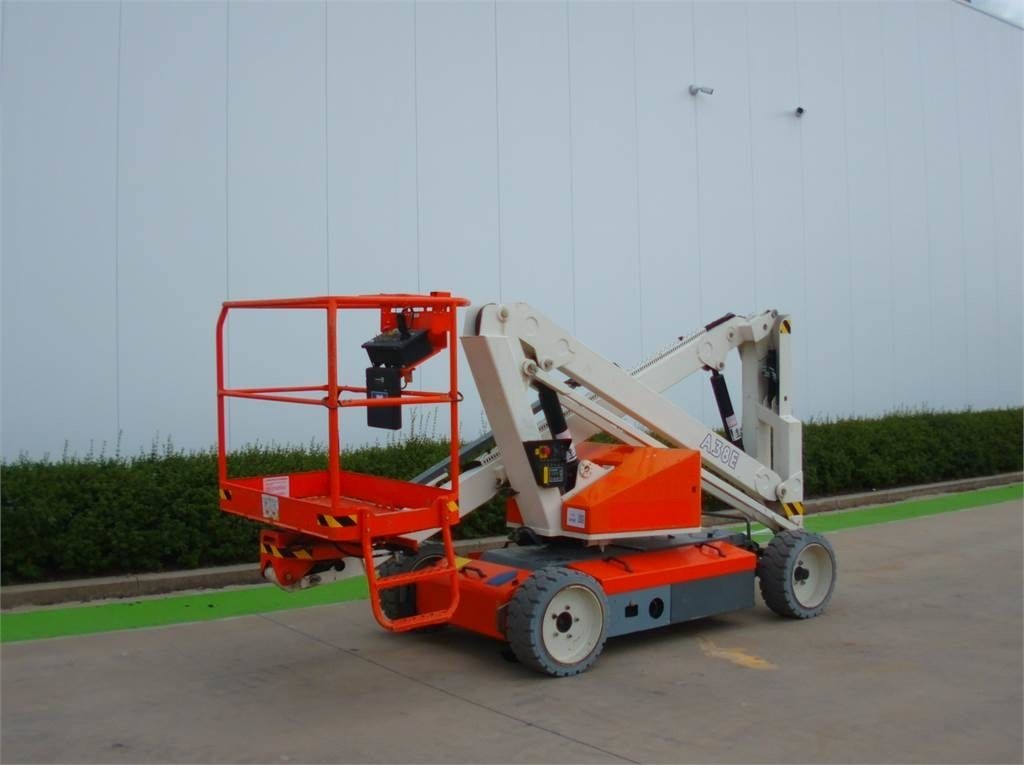 Snorkel A38E - Артикулираща платформа: снимка 2 Snorkel A38E - Артикулираща платформа: снимка 2