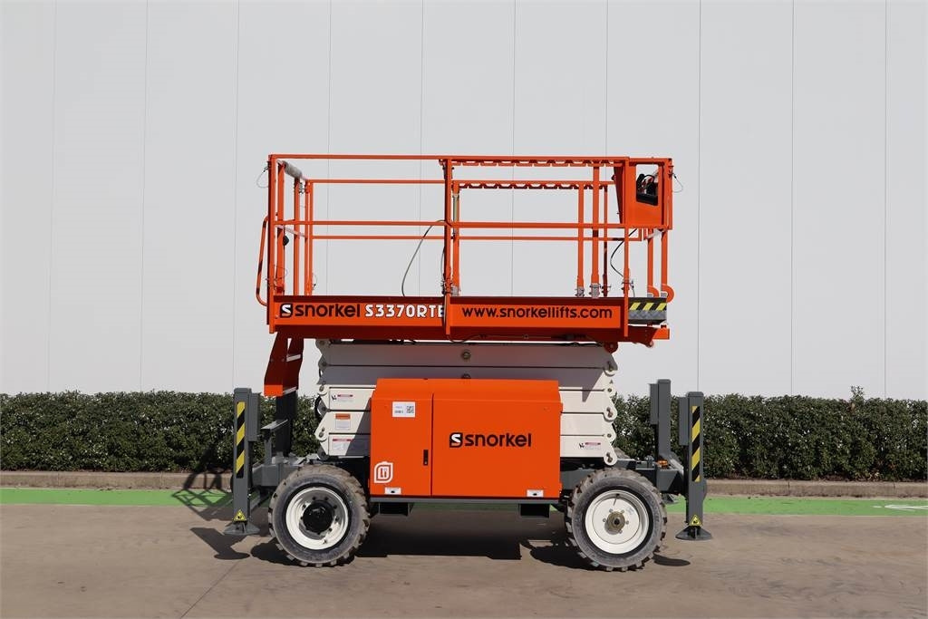 Snorkel S3370RTE - Ножична работна платформа: снимка 1 Snorkel S3370RTE - Ножична работна платформа: снимка 1