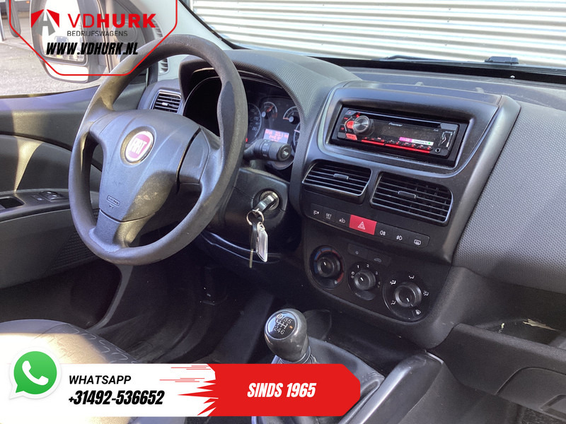 Fiat Dobló Cargo 1.6 MJ 105 pk EXPORT ONLY Airco/ PDC/ Trekhaak - Малък ван: снимка 3 Fiat Dobló Cargo 1.6 MJ 105 pk EXPORT ONLY Airco/ PDC/ Trekhaak - Малък ван: снимка 3
