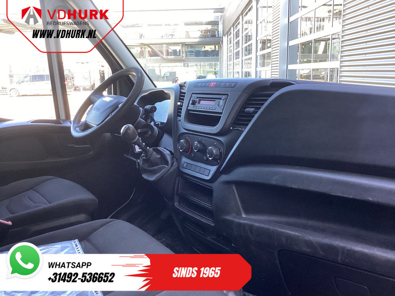 Iveco Daily 35C13V 2.3 L2H2 EXPORT ONLY Dubbel lucht/ 3.5t Trekverm./ Airco/ 3 Persoons/ Gev. Stoel/ Trekhaak - Товарен бус: снимка 3 Iveco Daily 35C13V 2.3 L2H2 EXPORT ONLY Dubbel lucht/ 3.5t Trekverm./ Airco/ 3 Persoons/ Gev. Stoel/ Trekhaak - Товарен бус: снимка 3