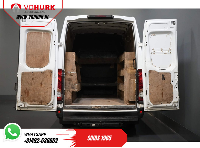 Iveco Daily 35S16V 2.3 L3H2 155 pk Aut. DC Dubbel Cabine EXPORT ONLY 3.5T trekverm./ Climate/ Cruise/ Camera/ Trekhaak - Товарен бус, Бус с двойна кабина: снимка 5 Iveco Daily 35S16V 2.3 L3H2 155 pk Aut. DC Dubbel Cabine EXPORT ONLY 3.5T trekverm./ Climate/ Cruise/ Camera/ Trekhaak - Товарен бус, Бус с двойна кабина: снимка 5