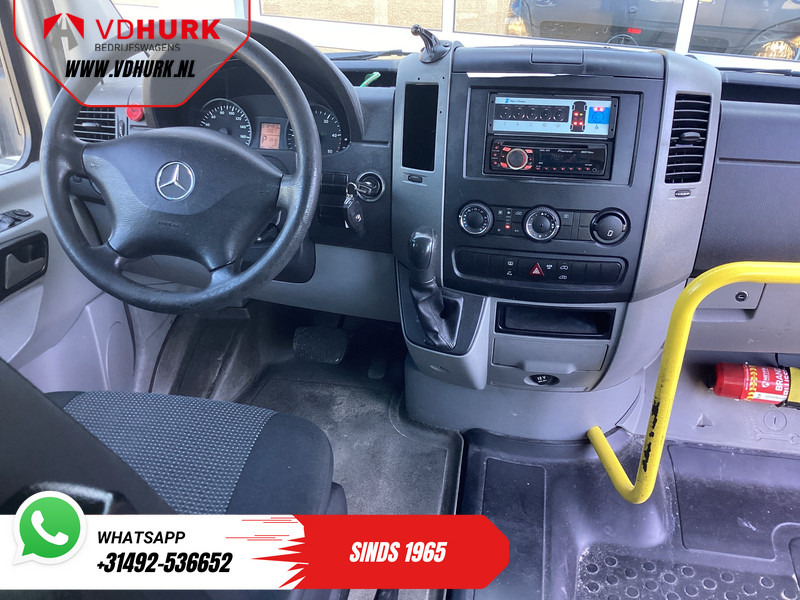 Mercedes-Benz Sprinter 313 2.2 CDI Aut. L2H2 €10.648,- Incl. BTW BPM VRIJ! EXPORT ONLY Rolstoelvervoer/ Combi/ 9 Persoons/ Kombi/ 9P/ Airco/ Rolstoelli - Микробус, Пътнически бус: снимка 3 Mercedes-Benz Sprinter 313 2.2 CDI Aut. L2H2 €10.648,- Incl. BTW BPM VRIJ! EXPORT ONLY Rolstoelvervoer/ Combi/ 9 Persoons/ Kombi/ 9P/ Airco/ Rolstoelli - Микробус, Пътнически бус: снимка 3