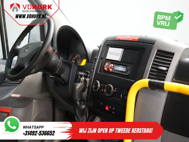 Mercedes-Benz Sprinter 313 2.2 CDI Aut. L2H2 € 10.648 Incl. BTW EXPORT Combi/ 9 Persoons/ Kombi/ 9P/ Airco/ Rolstoellift/ Electr. deur/ - Микробус, Пътнически бус: снимка 3 Mercedes-Benz Sprinter 313 2.2 CDI Aut. L2H2 € 10.648 Incl. BTW EXPORT Combi/ 9 Persoons/ Kombi/ 9P/ Airco/ Rolstoellift/ Electr. deur/ - Микробус, Пътнически бус: снимка 3