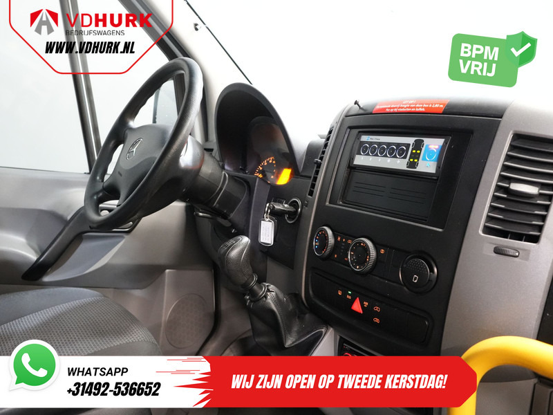 Mercedes-Benz Sprinter 313 2.2 CDI L2H2 €9.922 Incl. BTW BPM VRIJ! EXPORT ONLY Combi/ 9 Persoons/ Kombi/ 9P/ Airco/ Rolstoellift - Микробус, Пътнически бус: снимка 3 Mercedes-Benz Sprinter 313 2.2 CDI L2H2 €9.922 Incl. BTW BPM VRIJ! EXPORT ONLY Combi/ 9 Persoons/ Kombi/ 9P/ Airco/ Rolstoellift - Микробус, Пътнически бус: снимка 3