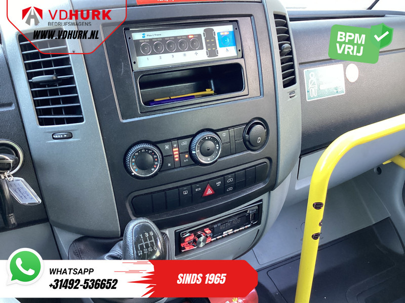 Лизинг на Mercedes-Benz Sprinter 313 2.2 CDI L2H2 €9.922 Incl. BTW BPM VRIJ! EXPORT ONLY Combi/ 9 Persoons/ Kombi/ 9P/ Airco/ Rolstoellift Mercedes-Benz Sprinter 313 2.2 CDI L2H2 €9.922 Incl. BTW BPM VRIJ! EXPORT ONLY Combi/ 9 Persoons/ Kombi/ 9P/ Airco/ Rolstoellift: снимка 12