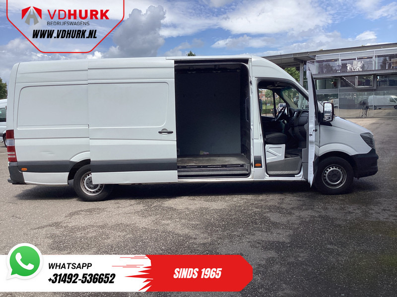 Mercedes-Benz Sprinter 313 2.2 CDI L3H2 EXPORT ONLY Airco/ Cruise/ Camera/ Carplay/ Trekhaak - Товарен бус: снимка 5 Mercedes-Benz Sprinter 313 2.2 CDI L3H2 EXPORT ONLY Airco/ Cruise/ Camera/ Carplay/ Trekhaak - Товарен бус: снимка 5