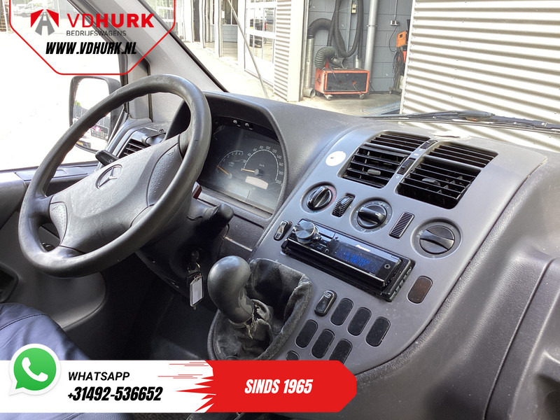 Mercedes-Benz Vito 108 CDI EXPORT ONLY ENGINE DEFECT NL Auto/ Trekhaak/ Imperiaal/ Fietsendrager - Малък ван: снимка 3 Mercedes-Benz Vito 108 CDI EXPORT ONLY ENGINE DEFECT NL Auto/ Trekhaak/ Imperiaal/ Fietsendrager - Малък ван: снимка 3