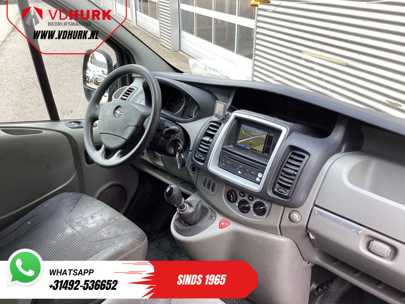 Opel Vivaro 2.5 CDTI 145 pk EXPORT ONLY APK 08-2025/ 3 Pers./ LMV/ PDC/ Dakdragers/ Cruise/ Airco - Малък ван: снимка 3 Opel Vivaro 2.5 CDTI 145 pk EXPORT ONLY APK 08-2025/ 3 Pers./ LMV/ PDC/ Dakdragers/ Cruise/ Airco - Малък ван: снимка 3