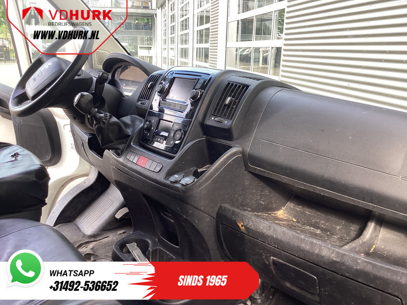 Peugeot Boxer 2.0 HDI 130 pk L2H2 EXPORT ONLY Gev.Stoel/ Climate/ Navi/ Camera/ Cruise/ Trekhaak - Малък ван: снимка 3 Peugeot Boxer 2.0 HDI 130 pk L2H2 EXPORT ONLY Gev.Stoel/ Climate/ Navi/ Camera/ Cruise/ Trekhaak - Малък ван: снимка 3