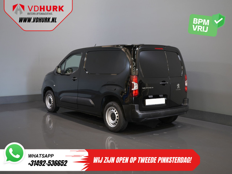 Peugeot Partner 1.5 HDI BPM VRIJ! NL Auto/ Airco/ Carplay/ Cruise/ PDC/ Navi - Малък ван: снимка 2 Peugeot Partner 1.5 HDI BPM VRIJ! NL Auto/ Airco/ Carplay/ Cruise/ PDC/ Navi - Малък ван: снимка 2