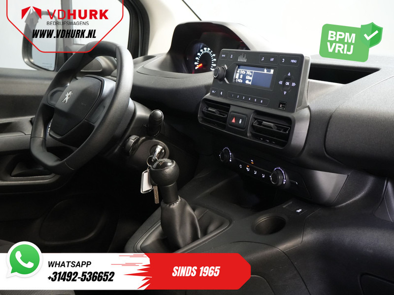 Peugeot Partner 1.6 HDI 75 pk EXPORT ONLY Rijdt Prima/ Volledig Onderhouden/ Airco/ - Малък ван: снимка 3 Peugeot Partner 1.6 HDI 75 pk EXPORT ONLY Rijdt Prima/ Volledig Onderhouden/ Airco/ - Малък ван: снимка 3