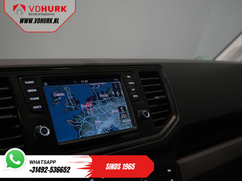 Малък ван Volkswagen Crafter 2.0 TDI 140 pk DSG Aut. L3H2 BPM VRIJ! CarPlay/ Navi/ Airco/ PDC V+A: снимка 15