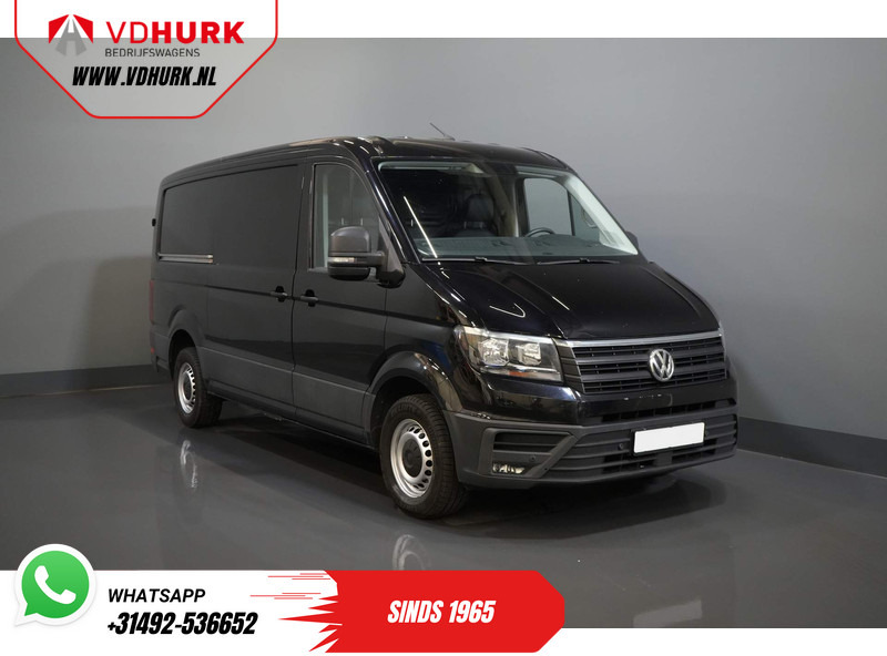 Volkswagen Crafter 35 2.0 TDI 140 pk DSG Aut. L3H2 EXPORT ONLY Navi/ Carplay/ PDC/ Cruise/ Trekhaak/ Airco - Товарен бус: снимка 1 Volkswagen Crafter 35 2.0 TDI 140 pk DSG Aut. L3H2 EXPORT ONLY Navi/ Carplay/ PDC/ Cruise/ Trekhaak/ Airco - Товарен бус: снимка 1