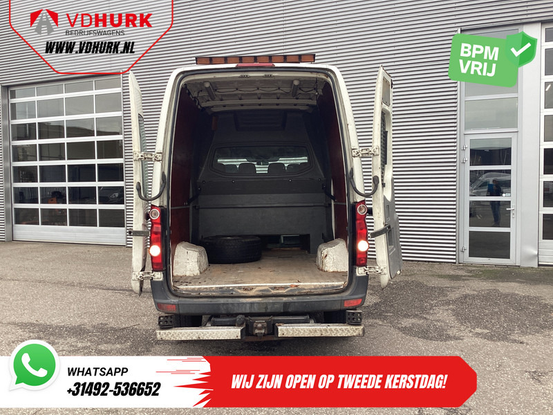 Volkswagen Crafter 50 2.5 TDI Aut. L2H2 DC Dubbel Cabine EXPORT 5 cil/ 3.5t Trekverm./ Airco/ 6 Pers./ 270Gr.Deuren/ Trekhaak - Товарен бус, Бус с двойна кабина: снимка 5 Volkswagen Crafter 50 2.5 TDI Aut. L2H2 DC Dubbel Cabine EXPORT 5 cil/ 3.5t Trekverm./ Airco/ 6 Pers./ 270Gr.Deuren/ Trekhaak - Товарен бус, Бус с двойна кабина: снимка 5