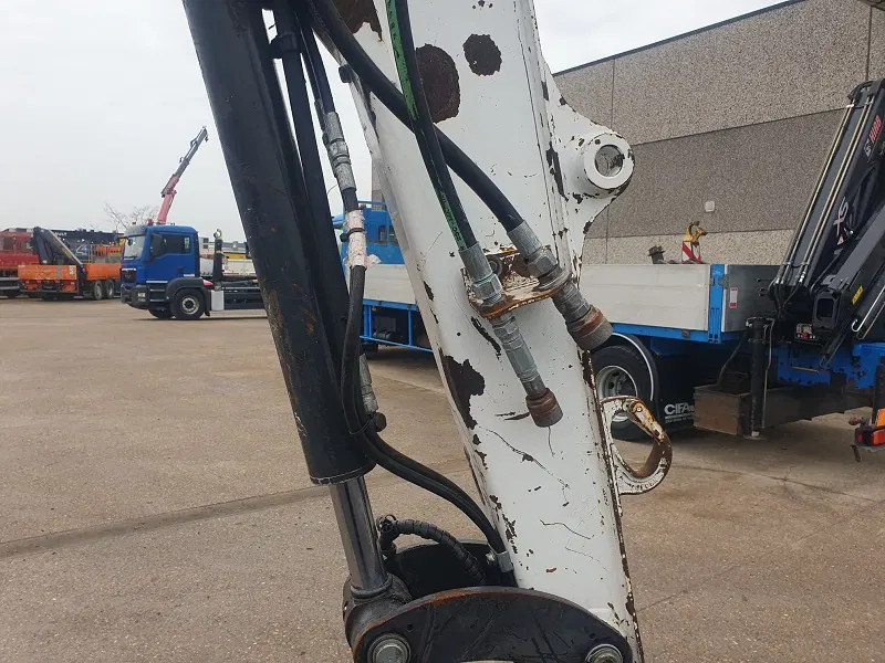 Bobcat E35 - 3500 KG - Мини багер: снимка 4 Bobcat E35 - 3500 KG - Мини багер: снимка 4