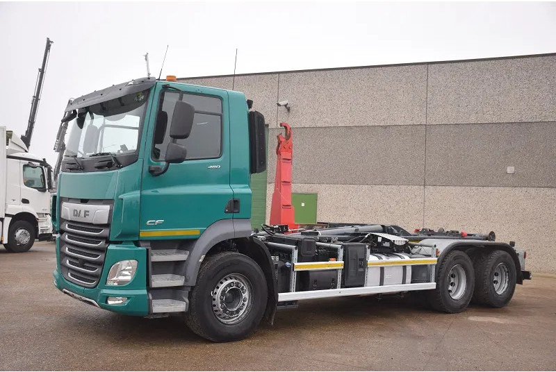 DAF CF 480 - Мултилифт с кука камион: снимка 2 DAF CF 480 - Мултилифт с кука камион: снимка 2