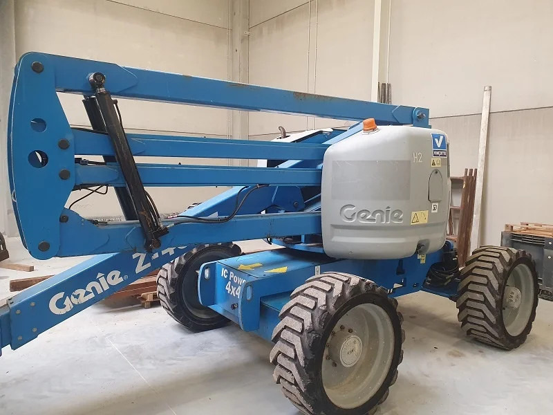 Genie Z45/25 - Артикулираща платформа: снимка 5 Genie Z45/25 - Артикулираща платформа: снимка 5