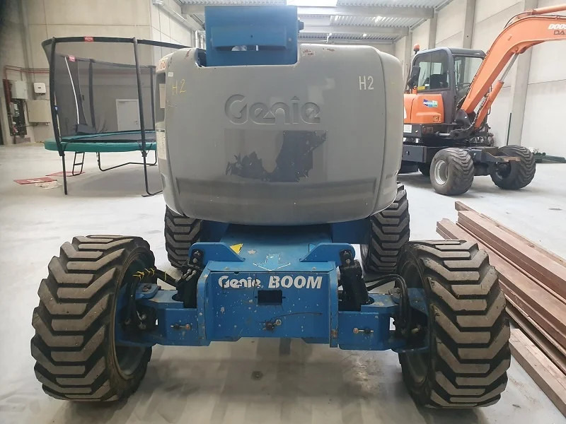 Genie Z45/25 - Артикулираща платформа: снимка 2 Genie Z45/25 - Артикулираща платформа: снимка 2
