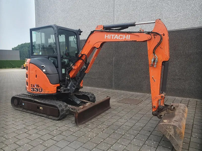 Hitachi ZX33U -5A -CLR - Мини багер: снимка 1 Hitachi ZX33U -5A -CLR - Мини багер: снимка 1