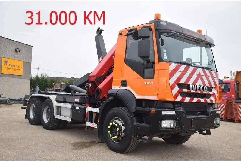 Iveco Trakker 260T36 31.000 km ! - Мултилифт с кука камион, Камион с кран: снимка 1 Iveco Trakker 260T36 31.000 km ! - Мултилифт с кука камион, Камион с кран: снимка 1