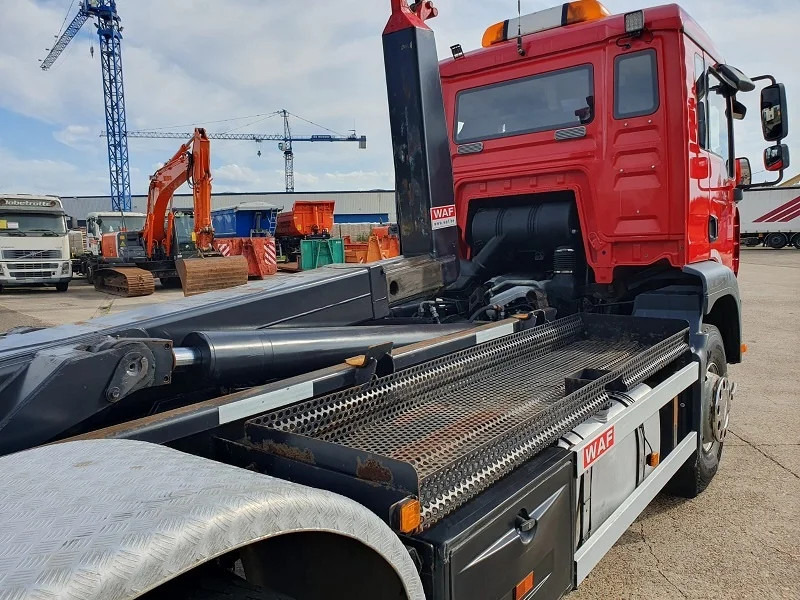 MAN TGA 28.390 - Мултилифт с кука камион: снимка 5 MAN TGA 28.390 - Мултилифт с кука камион: снимка 5