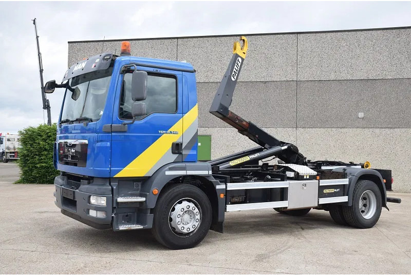 MAN TGM 18.340 - Мултилифт с кука камион: снимка 4 MAN TGM 18.340 - Мултилифт с кука камион: снимка 4