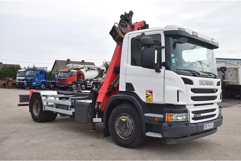 Scania P280 - Камион с кран: снимка 2 Scania P280 - Камион с кран: снимка 2