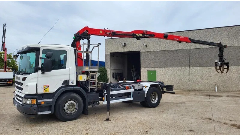 Scania P280 - Камион с кран: снимка 4 Scania P280 - Камион с кран: снимка 4