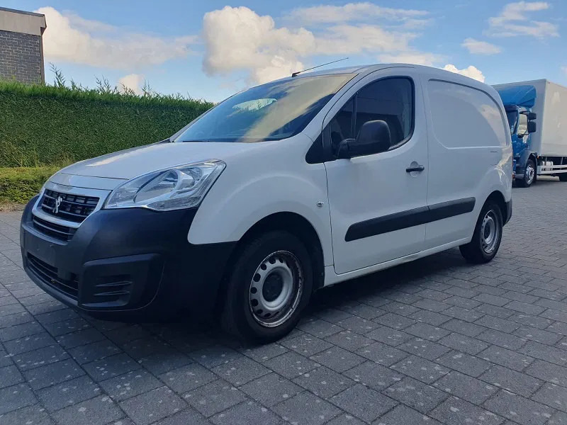 Peugeot Partner - Селскостопанска техника: снимка 2 Peugeot Partner - Селскостопанска техника: снимка 2