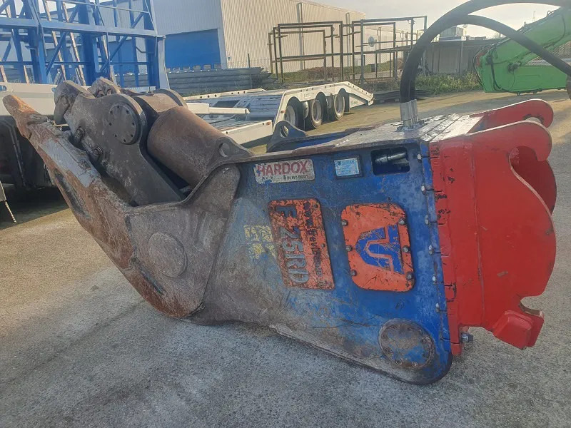 Trevibenne F25 RD Crusher - Хидравлична ножица за Строителна техника: снимка 3 Trevibenne F25 RD Crusher - Хидравлична ножица за Строителна техника: снимка 3