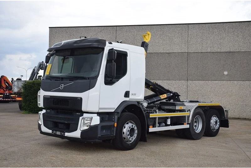 Volvo FE 320 - Мултилифт с кука камион: снимка 2 Volvo FE 320 - Мултилифт с кука камион: снимка 2