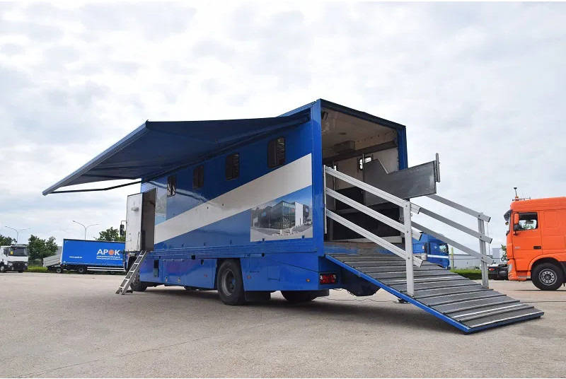 Камион за коне Volvo FL 250 - 19 ton ( 7 PAARDEN ): снимка 1