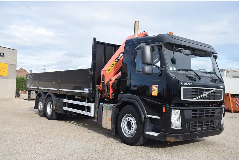 Volvo FM 330 - Камион с кран: снимка 3 Volvo FM 330 - Камион с кран: снимка 3