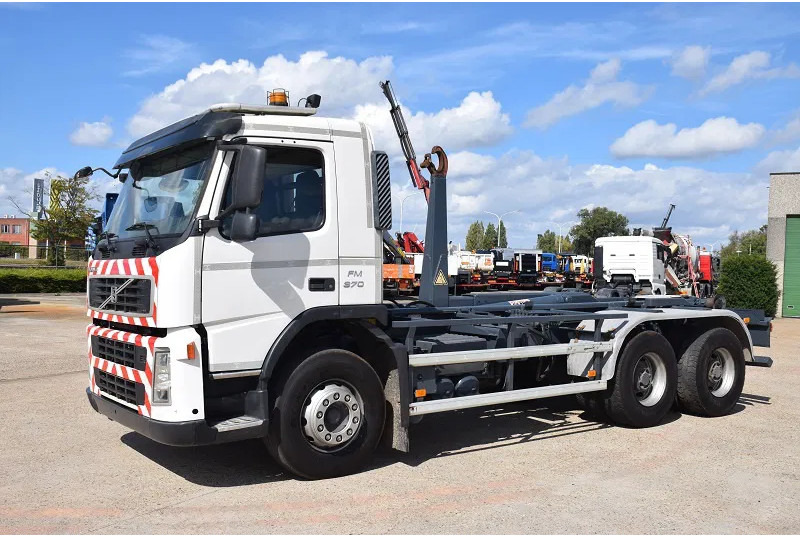 Volvo FM 370 - Мултилифт с кука камион: снимка 2 Volvo FM 370 - Мултилифт с кука камион: снимка 2