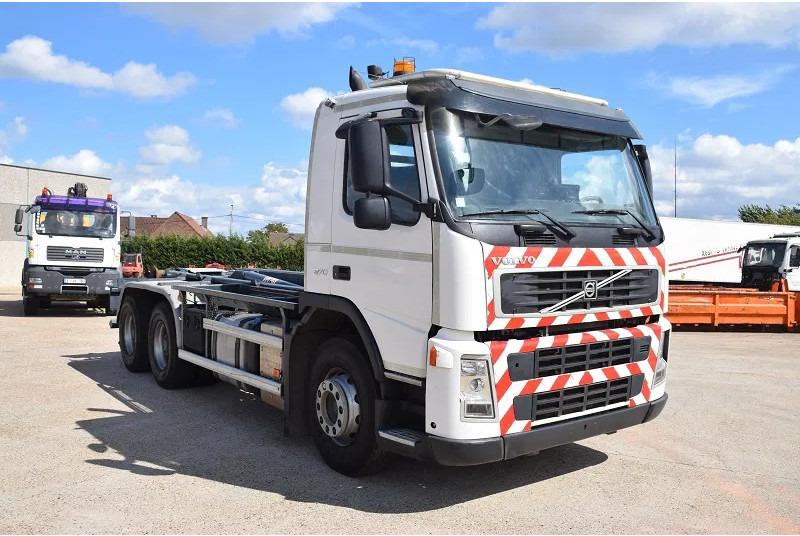 Volvo FM 370 - Мултилифт с кука камион: снимка 4 Volvo FM 370 - Мултилифт с кука камион: снимка 4