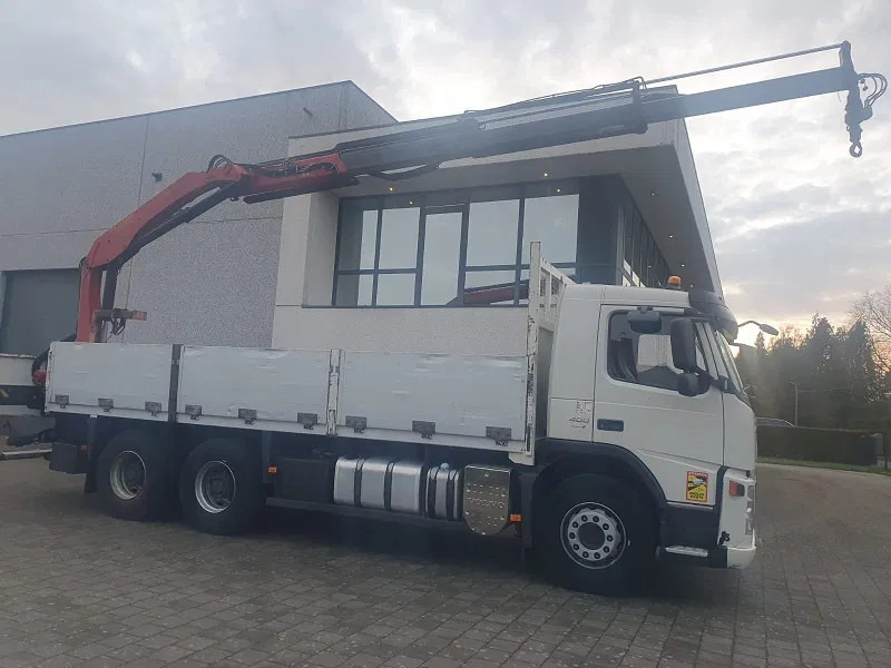 Volvo FM 400 - Камион с кран: снимка 2 Volvo FM 400 - Камион с кран: снимка 2