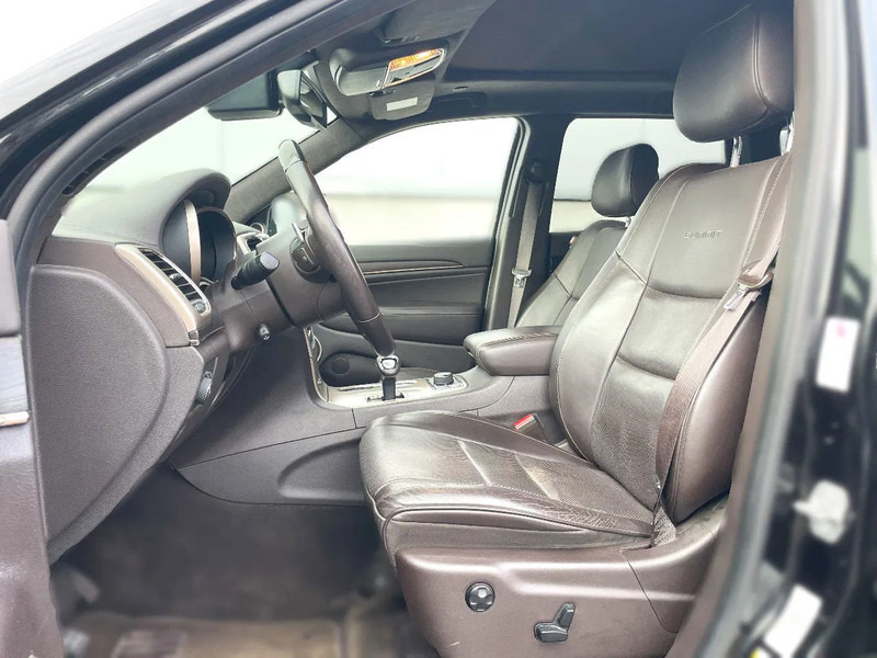 Jeep Grand Cherokee Jeep Grand Cherokee *Export*AHK 2,9t*zetelverw. voor-achter*elektr. zetels*adaptive cruise control - Джип: снимка 3 Jeep Grand Cherokee Jeep Grand Cherokee *Export*AHK 2,9t*zetelverw. voor-achter*elektr. zetels*adaptive cruise control - Джип: снимка 3