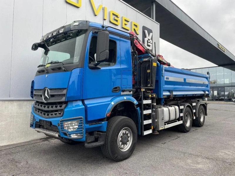 Mercedes-Benz Arocs 3342 *6x6*meegestuurd as*2zijdige kipper*Airco*Bluetooth - Самосвал камион, Камион с кран: снимка 1 Mercedes-Benz Arocs 3342 *6x6*meegestuurd as*2zijdige kipper*Airco*Bluetooth - Самосвал камион, Камион с кран: снимка 1