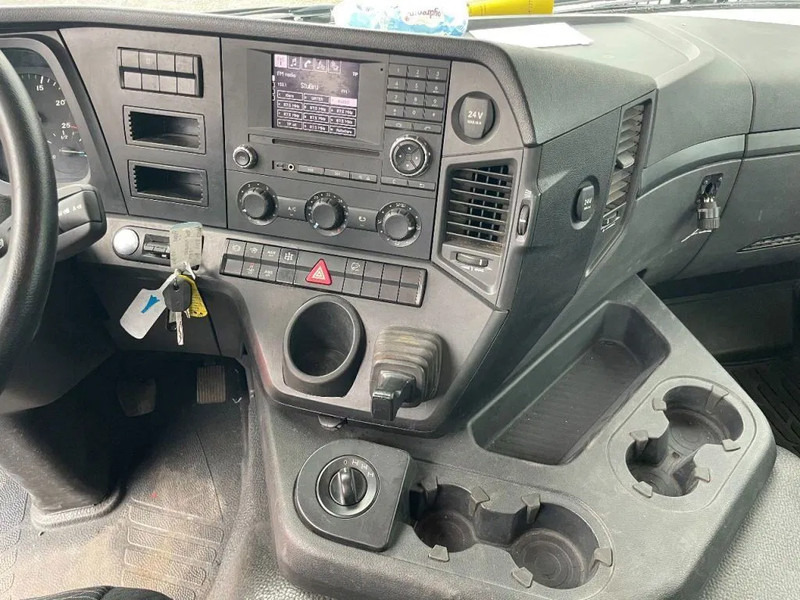 Самосвал камион, Камион с кран Mercedes-Benz Arocs 3342 *6x6*meegestuurd as*2zijdige kipper*Airco*Bluetooth: снимка 6 Самосвал камион, Камион с кран Mercedes-Benz Arocs 3342 *6x6*meegestuurd as*2zijdige kipper*Airco*Bluetooth: снимка 6