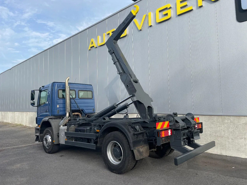 Mercedes-Benz Axor 1833 *cruise control*bluetooth*airconditioning*differentieelslot - Мултилифт с кука камион: снимка 5 Mercedes-Benz Axor 1833 *cruise control*bluetooth*airconditioning*differentieelslot - Мултилифт с кука камион: снимка 5
