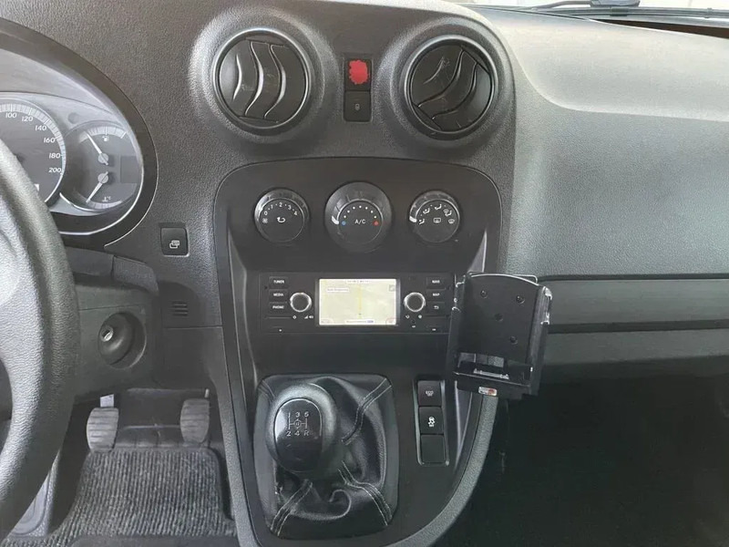 Mercedes-Benz Citan 109 CDI *Navigatie*Airco*Buitenspiegels verwarmd&elektr. verstelbaar - Малък ван: снимка 5 Mercedes-Benz Citan 109 CDI *Navigatie*Airco*Buitenspiegels verwarmd&elektr. verstelbaar - Малък ван: снимка 5