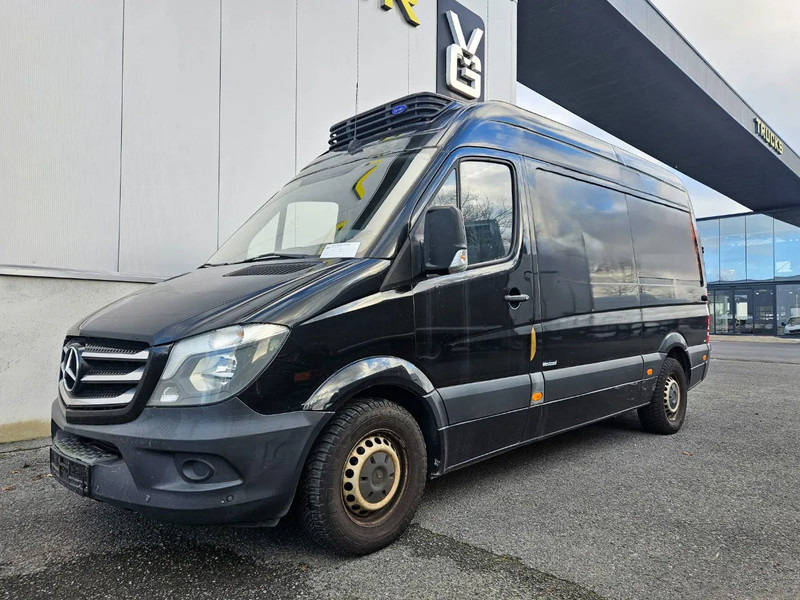 Mercedes-Benz Sprinter 313 - Хладилен бус: снимка 2 Mercedes-Benz Sprinter 313 - Хладилен бус: снимка 2