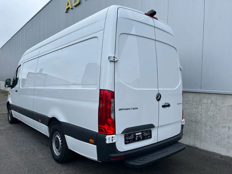 Mercedes-Benz Sprinter 315 L3H2*360°Camera*parktronic*cruise control*zetelverwarming* - Товарен бус: снимка 2 Mercedes-Benz Sprinter 315 L3H2*360°Camera*parktronic*cruise control*zetelverwarming* - Товарен бус: снимка 2