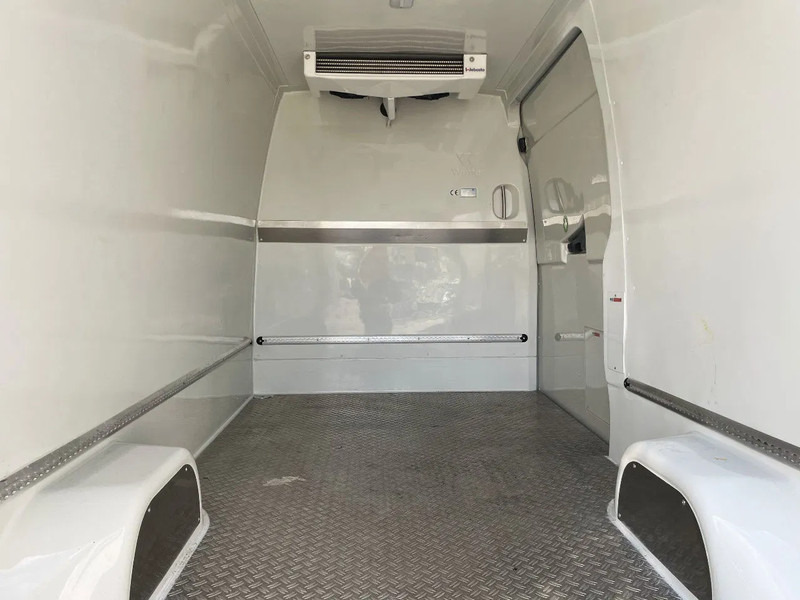 Хладилен бус Mercedes-Benz Sprinter 315 L3H2*NEW Carrier xarios 350 -18°C*achteruitrijcamera*navigatie*zetelverwarming*360° camera*: снимка 6